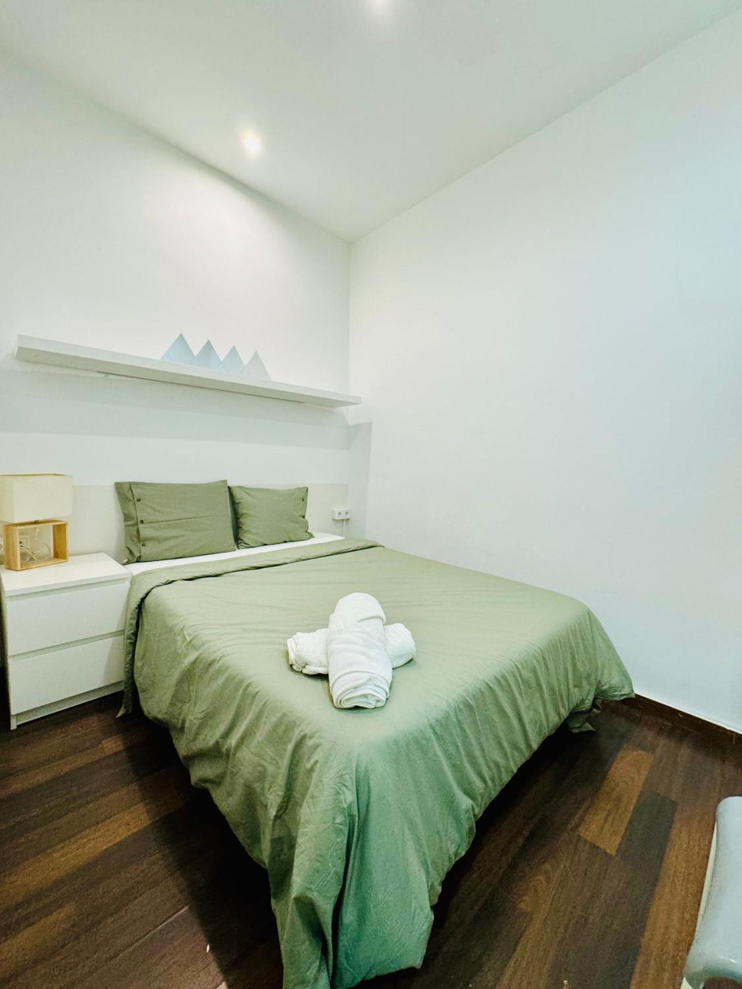 08 Apartament Lof 3 2 Apartment Barcelona Exterior photo